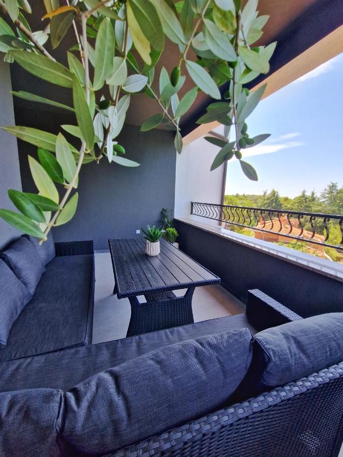 Apartments Jasna 罗维尼 外观 照片